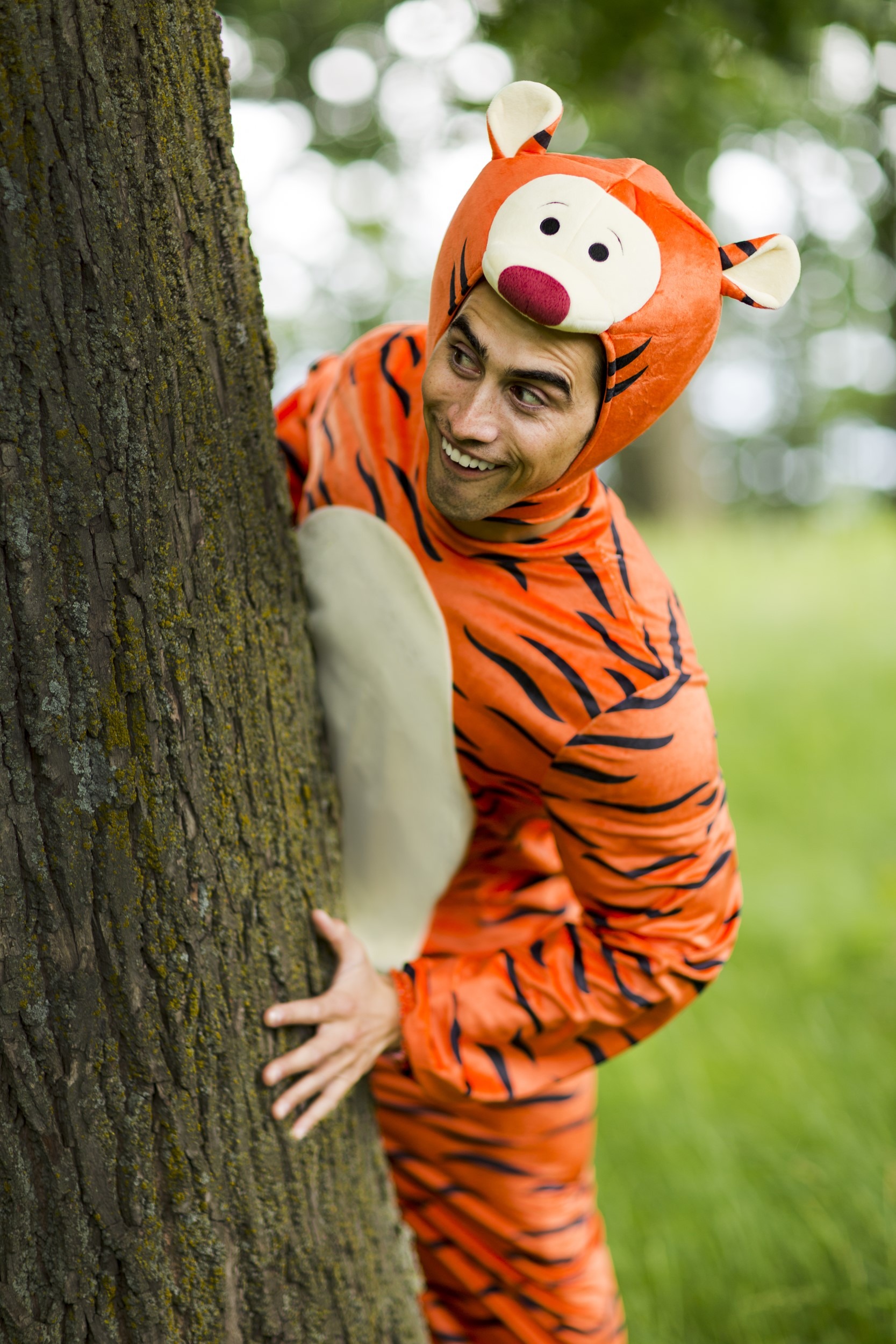 Deluxe Tigger Adult Costume