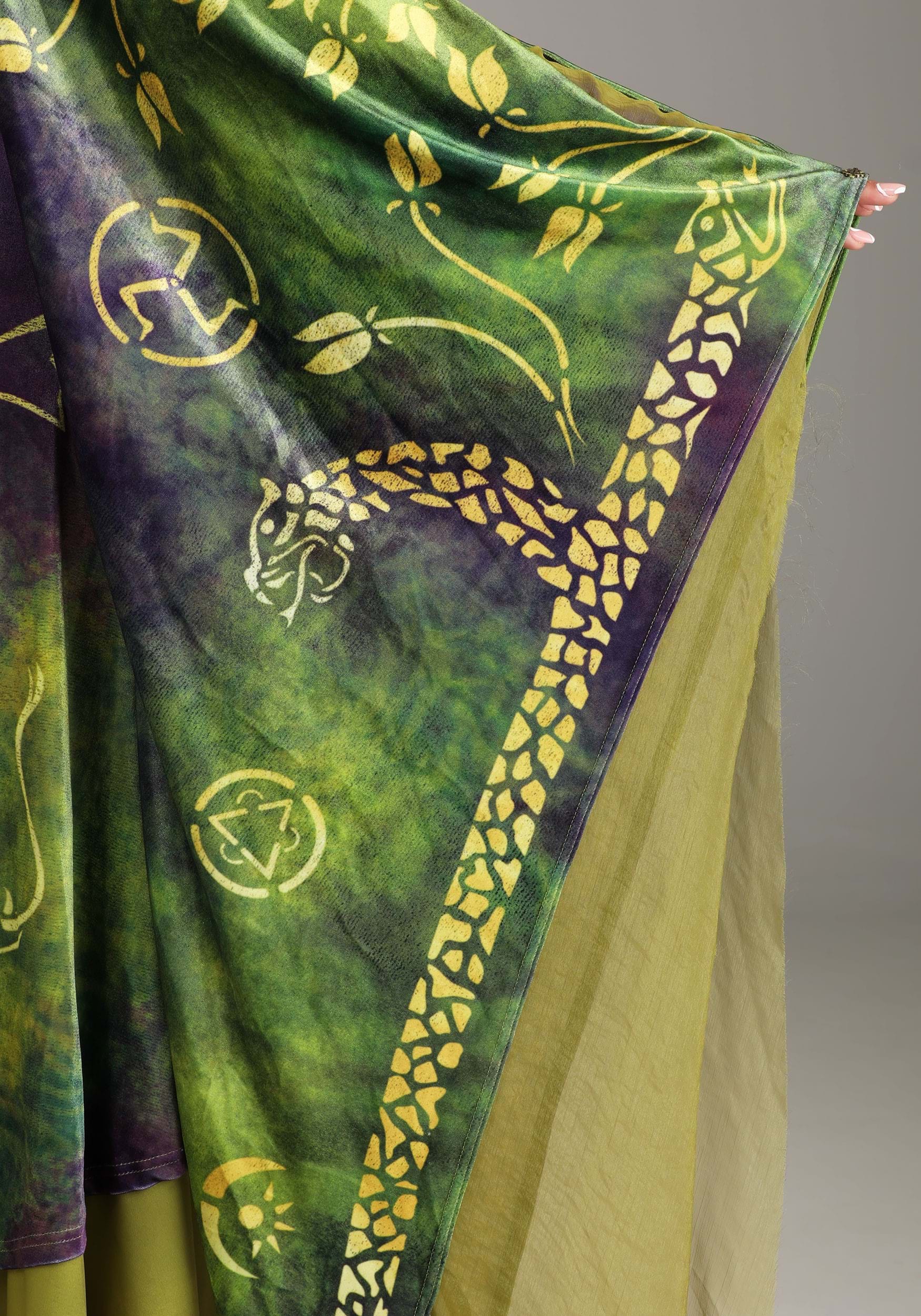 Winifred Sanderson Costume for Women from Disney鈥檚 Hocus Pocus