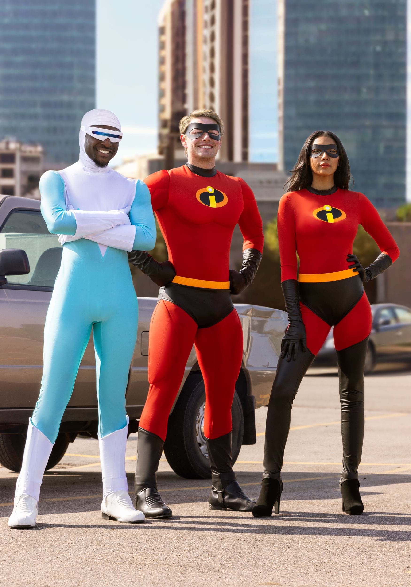 Men's Disney and Pixar The Incredibles Deluxe Mr. Incredible Costume