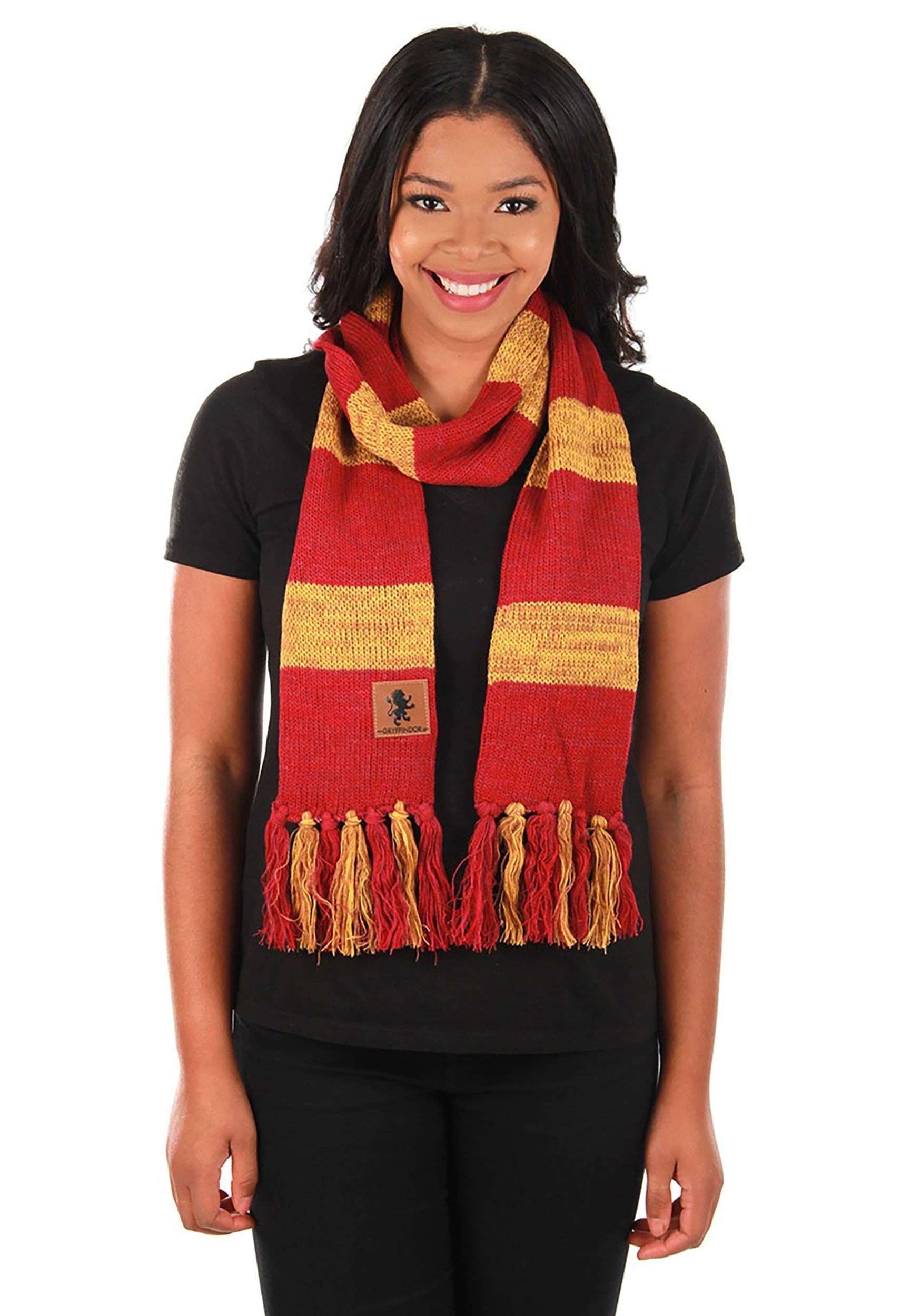 Harry Potter Vintage Hogwarts Gryffindor Scarf 2 Harry Potter Vintage Hogwarts Gryffindor Scarf