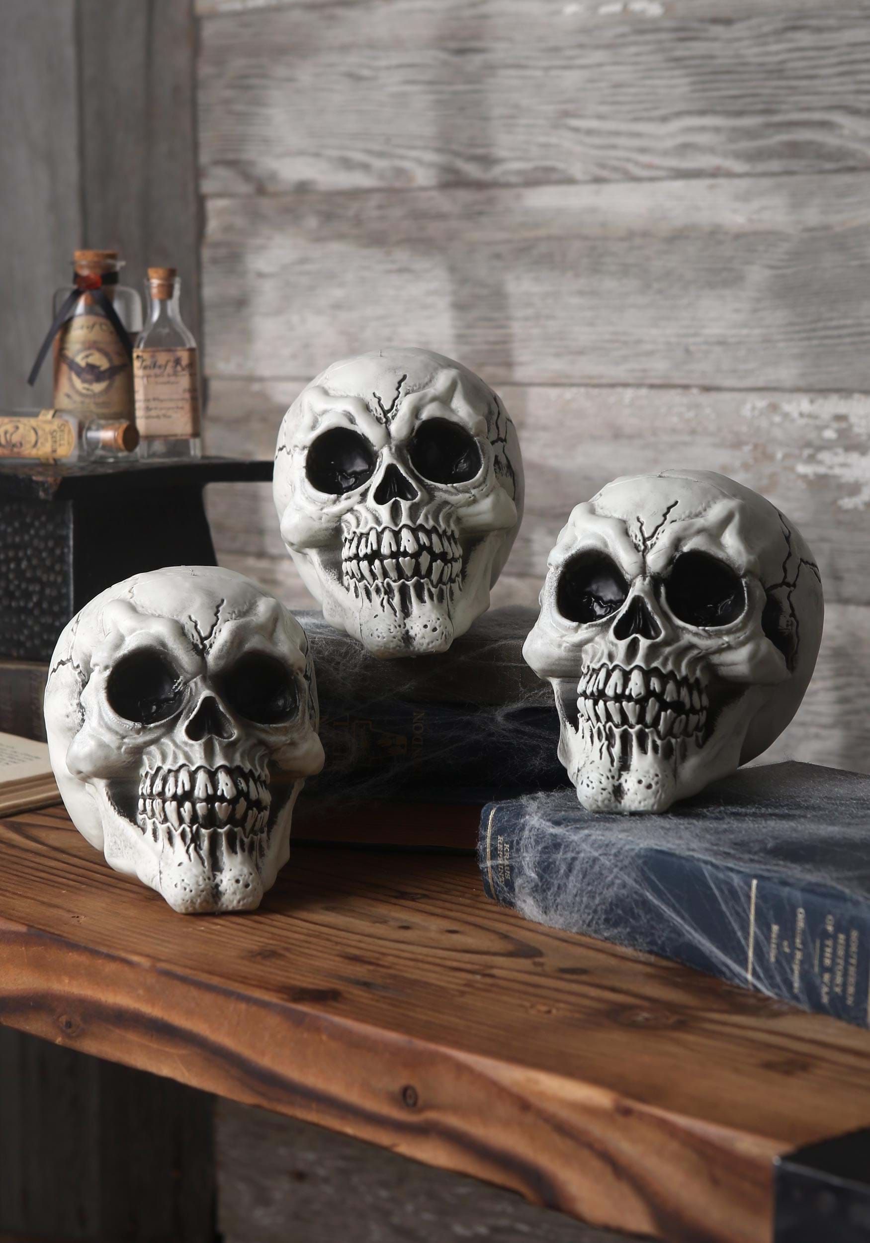 3-Pack of Large Skulls Decoration 1 3-Pack of Large Skulls Decoration