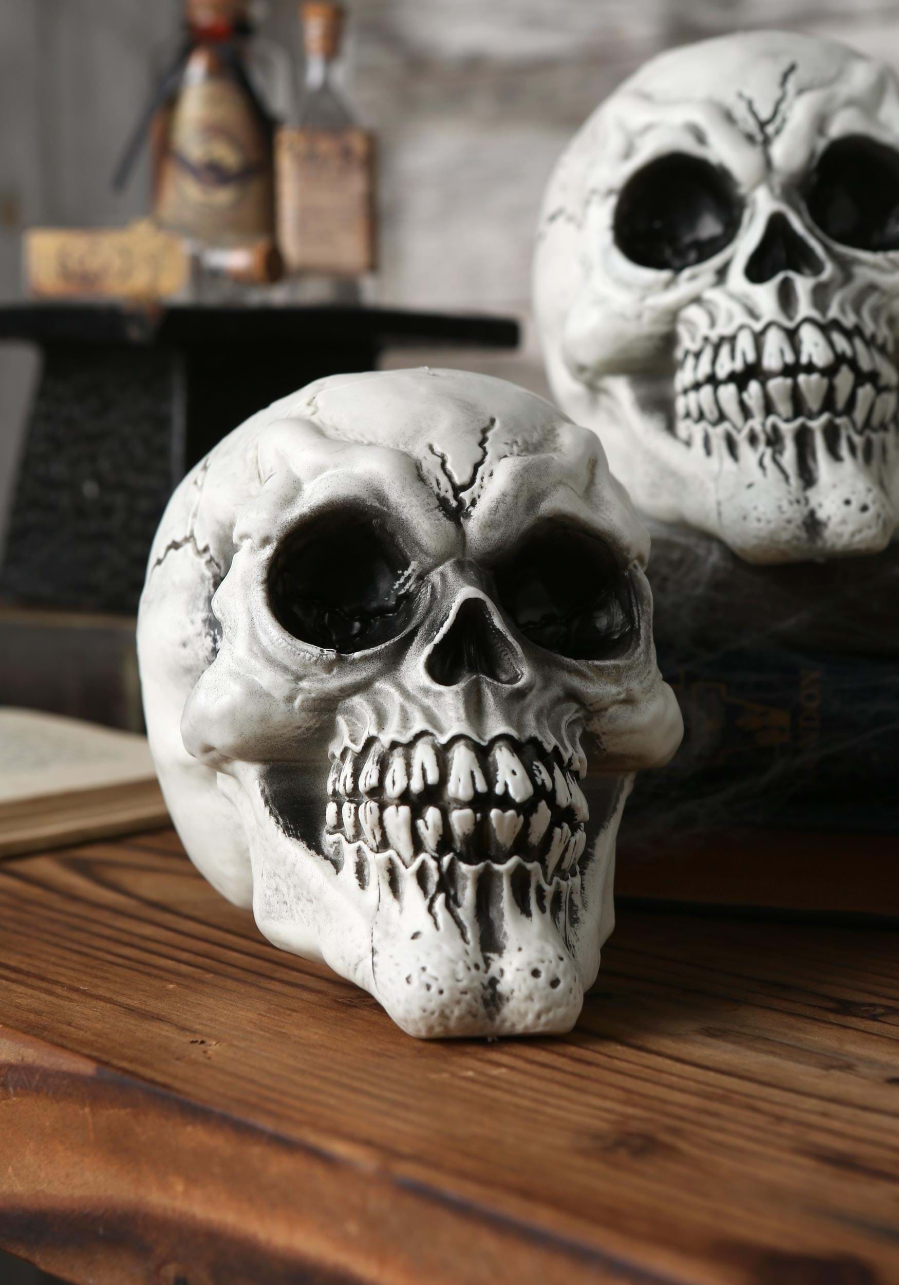 3-Pack of Large Skulls Decoration 2 3-Pack of Large Skulls Decoration