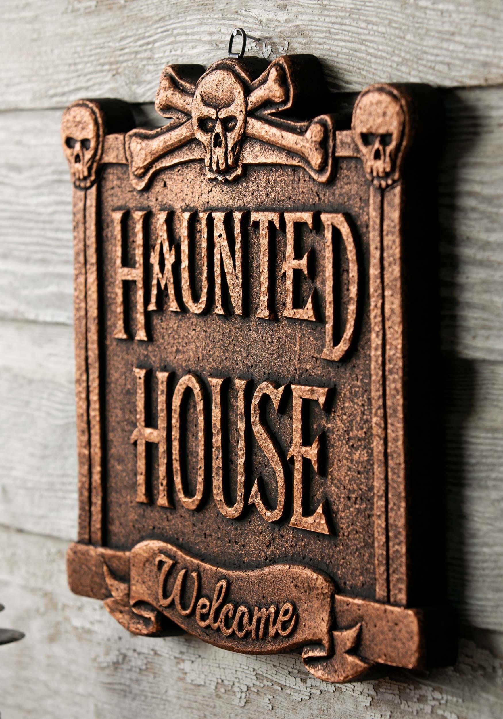 13-Inch Welcome Haunted House Sign Decoration