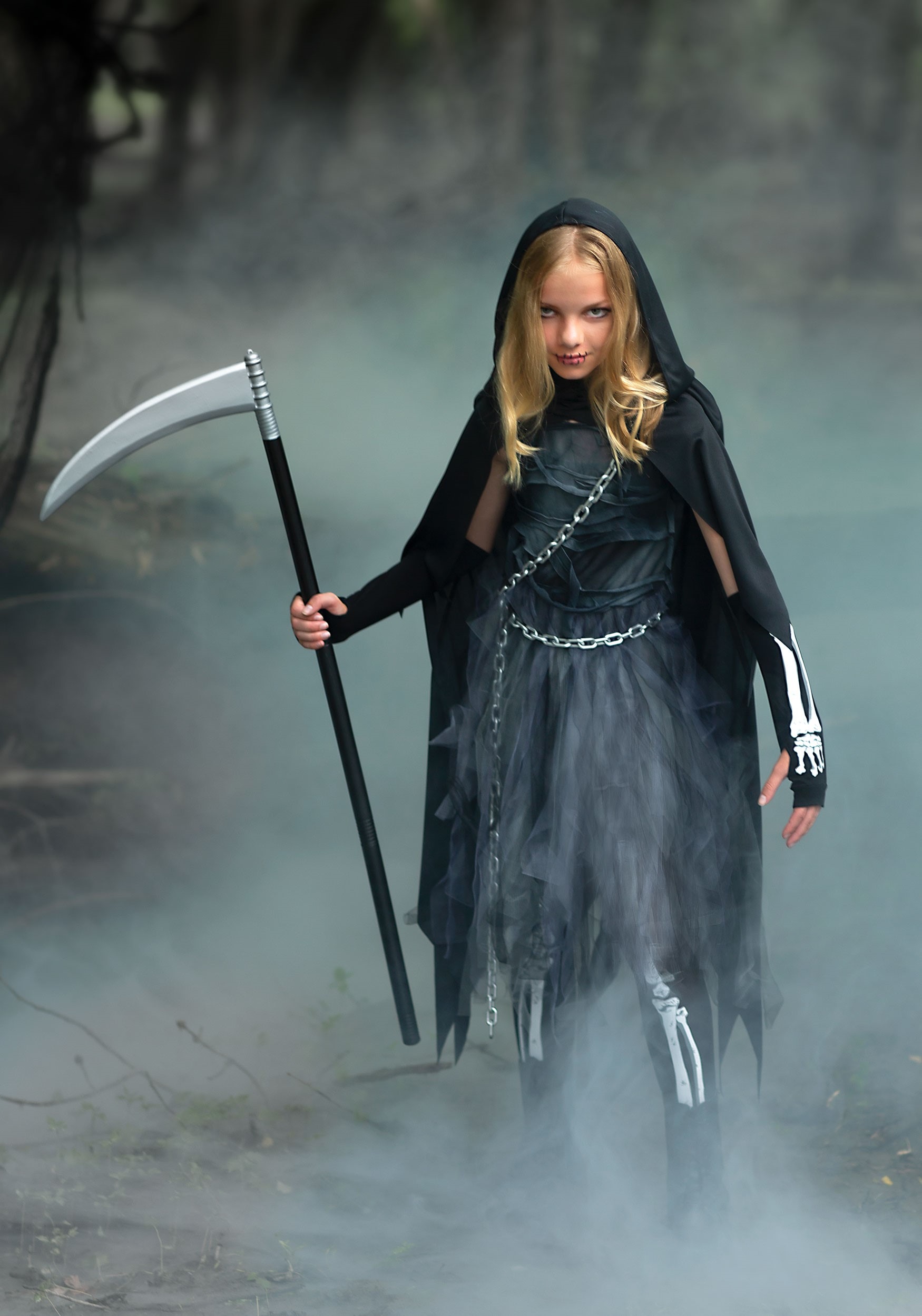 Girls Scary Reaper Costume 2 Girls Scary Reaper Costume