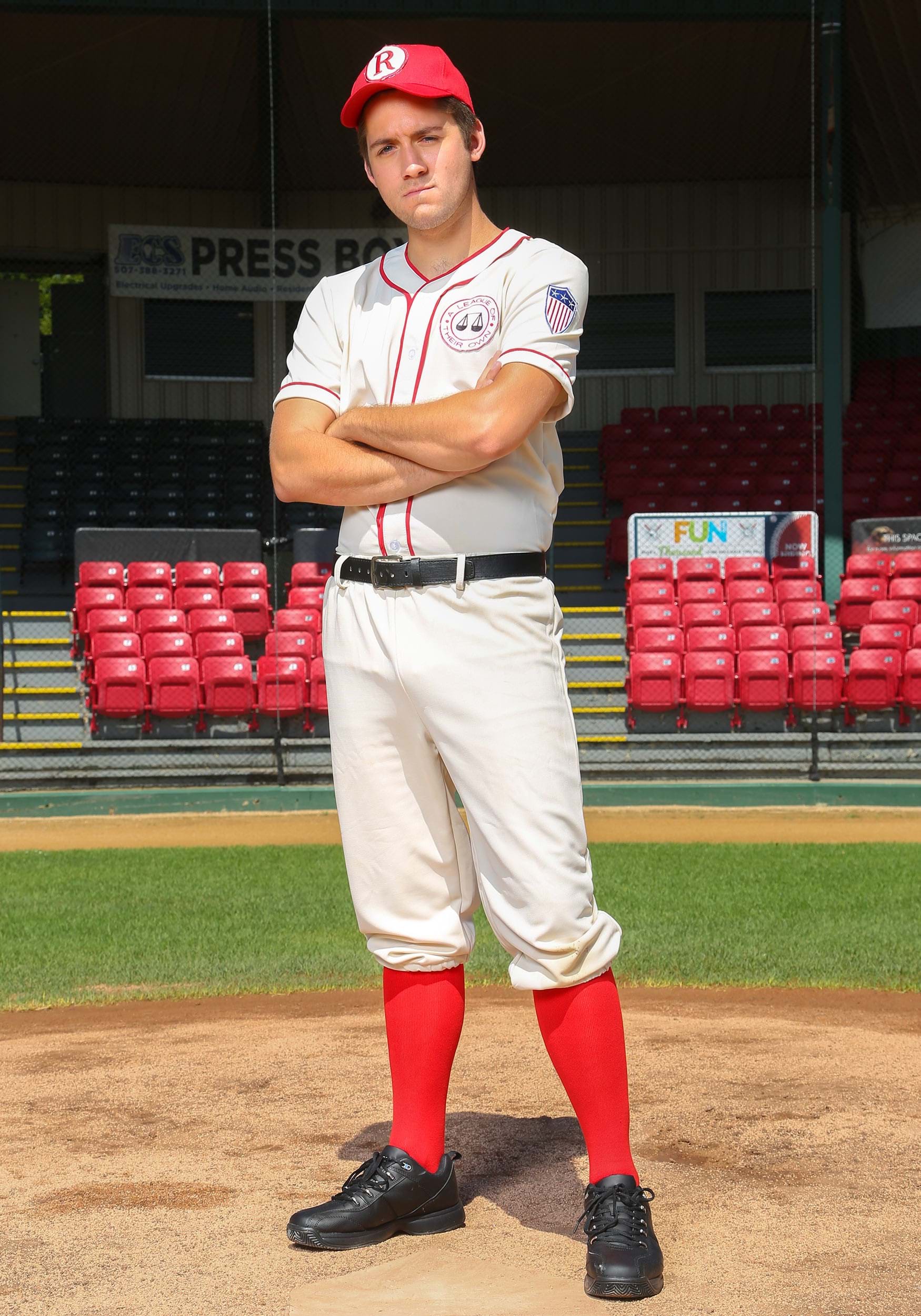 A League of Their Own Men's Coach Jimmy Costume