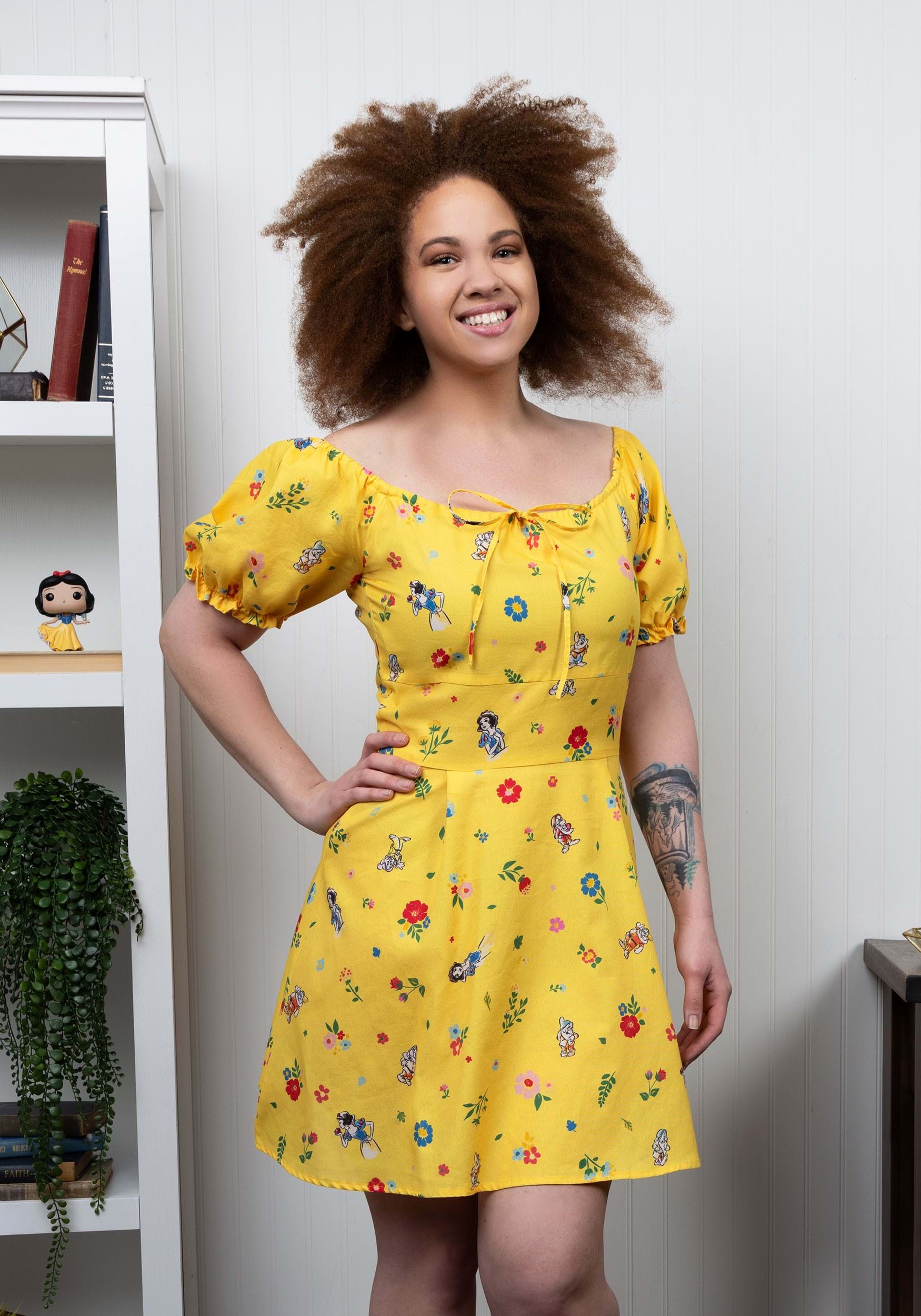 Women's Snow White Puffy Sleeve Cakeworthy Dress