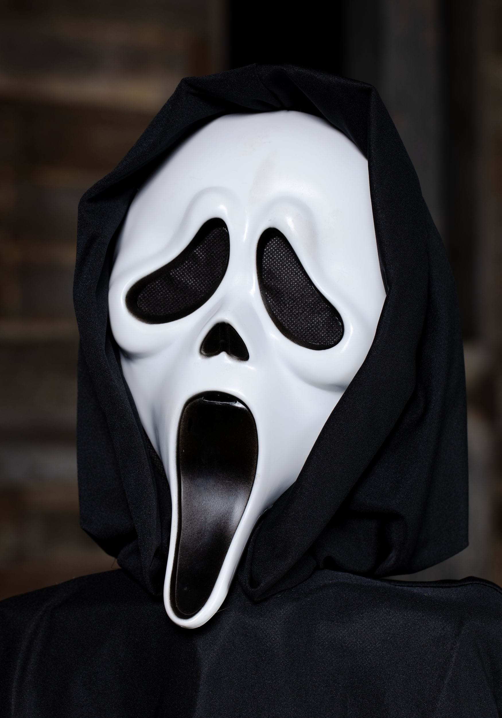 6FT Standing Ghost Face Scream Decoration