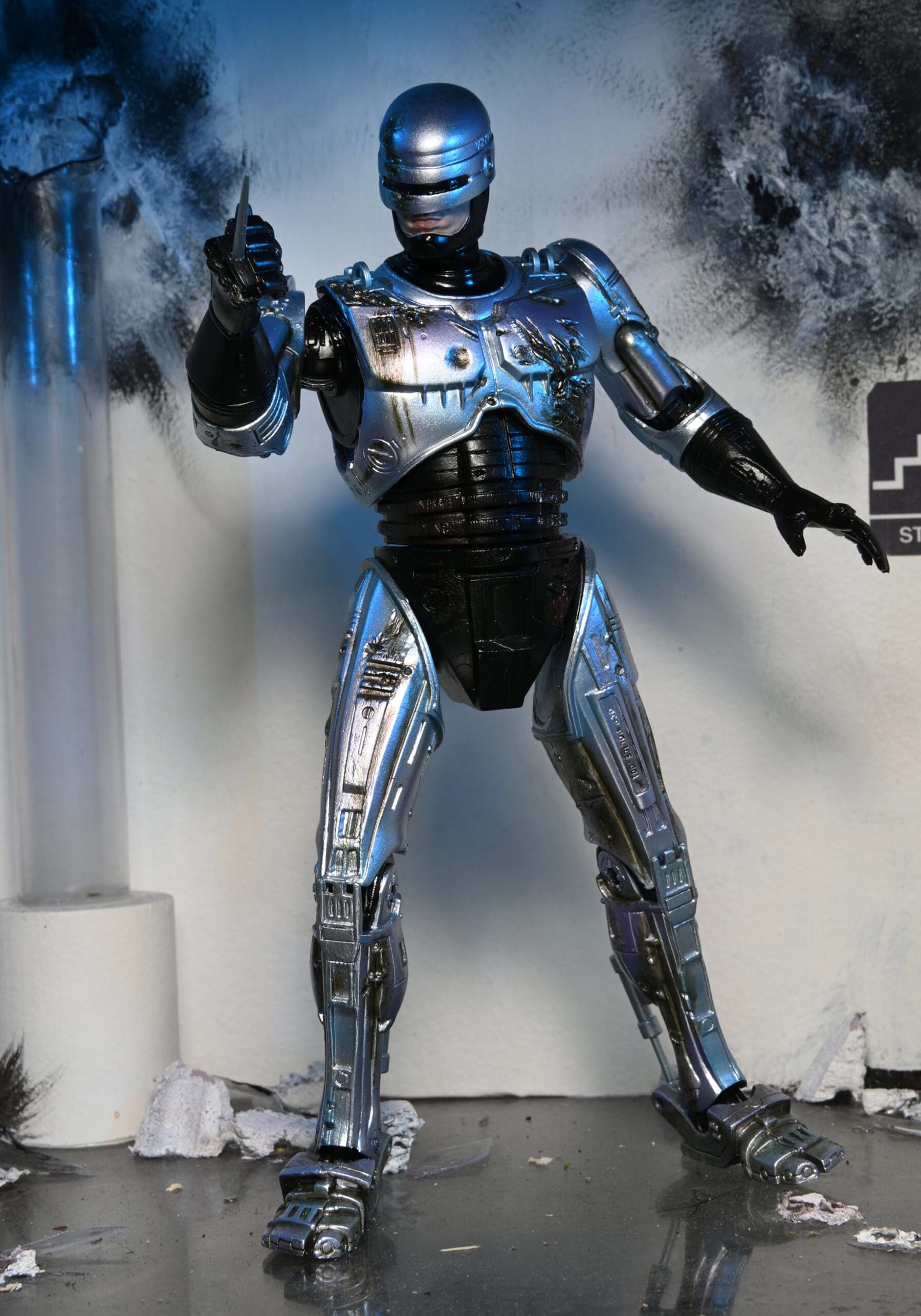 Ultimate Battle Damaged RoboCop with Chair 7" Scale Action Figure 6 Ultimate Battle Damaged RoboCop with Chair 7" Scale Action Figure