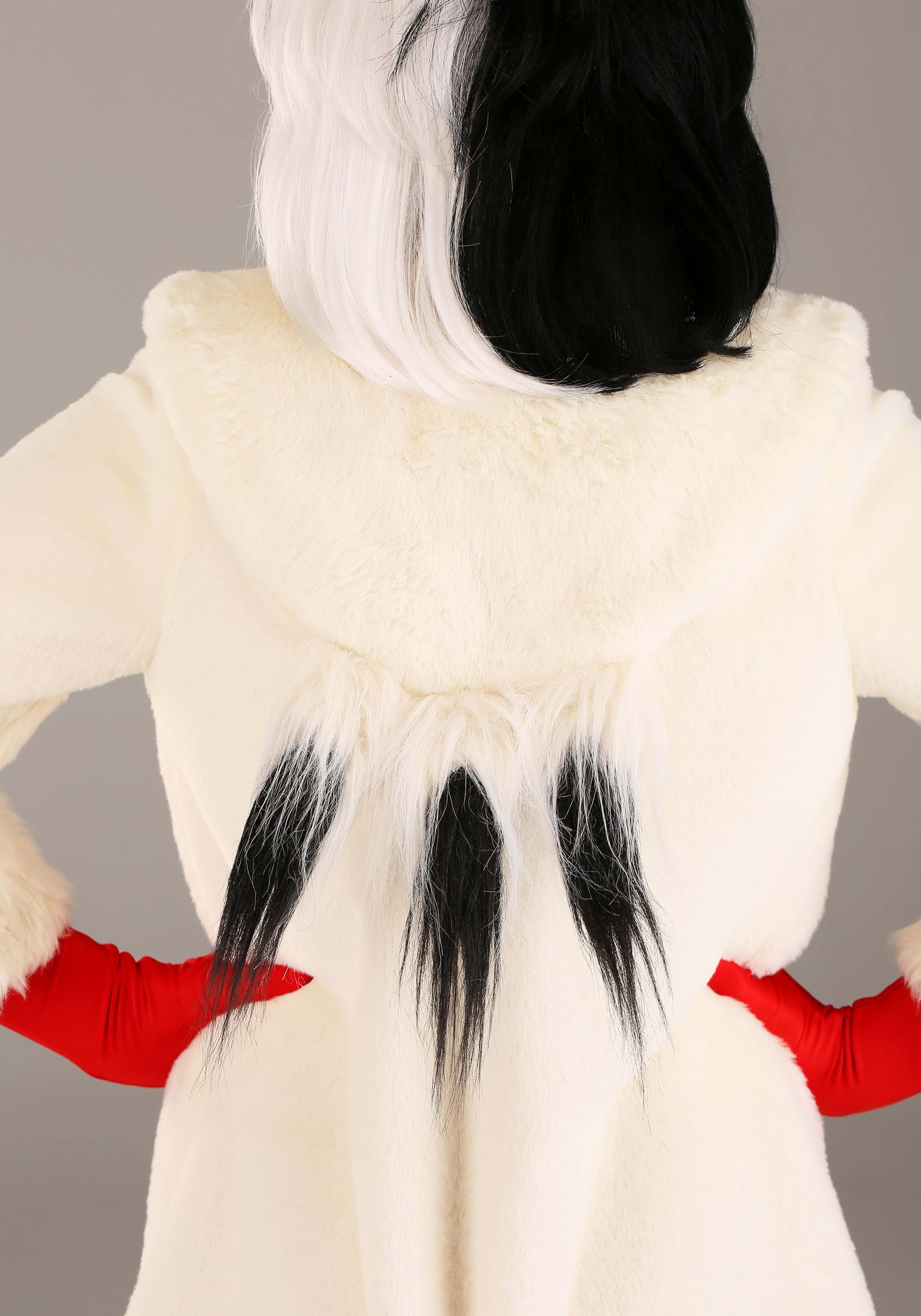 Tween Cruella De Vil Coat Costume from Disney's 101 Dalmatians 14 Tween Cruella De Vil Coat Costume from Disney's 101 Dalmatians