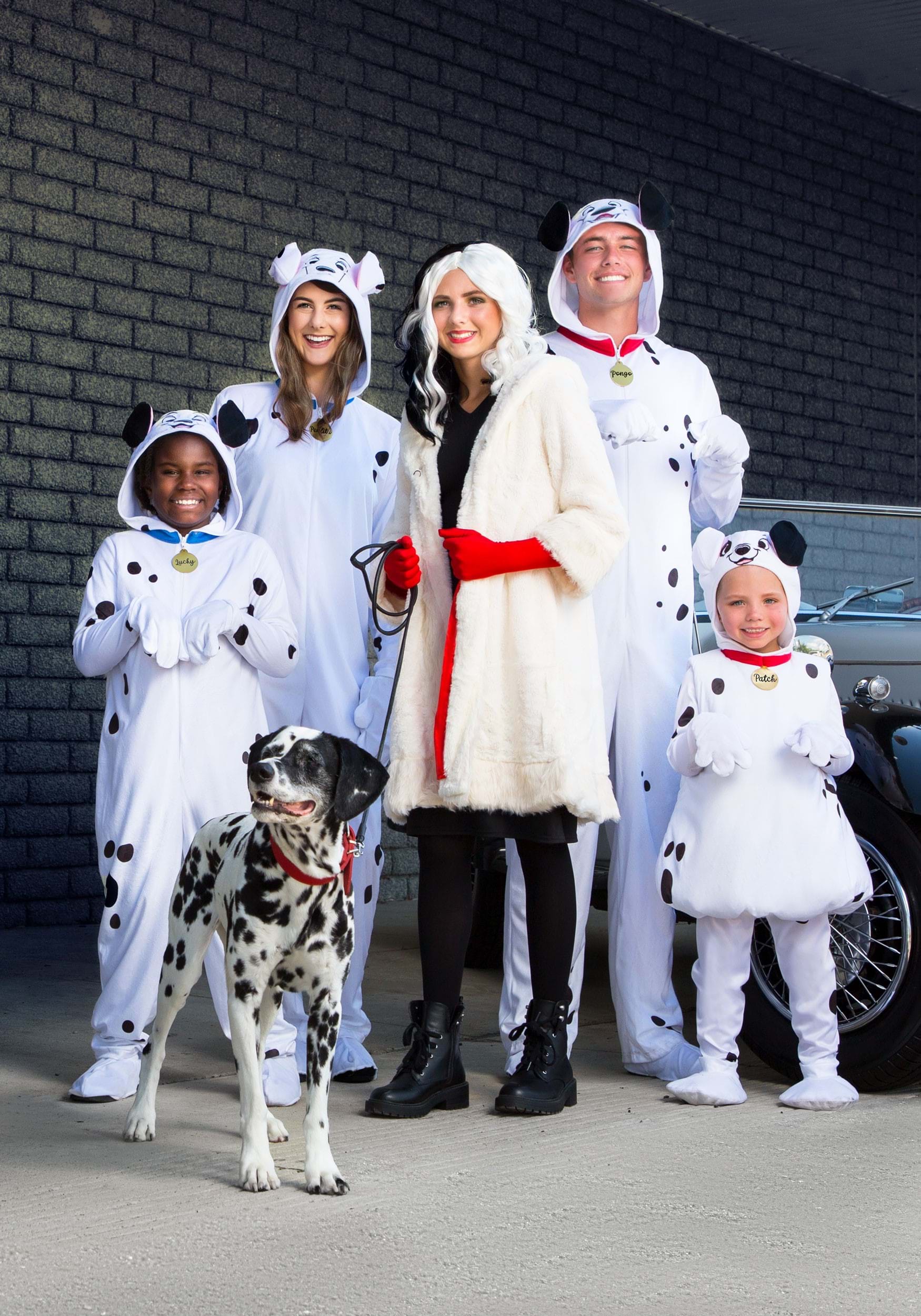 Tween Cruella De Vil Coat Costume from Disney's 101 Dalmatians 4 Tween Cruella De Vil Coat Costume from Disney's 101 Dalmatians