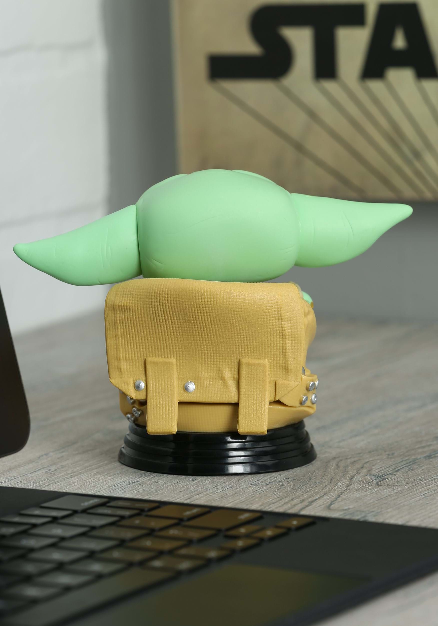 The Mandalorian POP! Star Wars Child with Bag 2 The Mandalorian POP! Star Wars Child with Bag