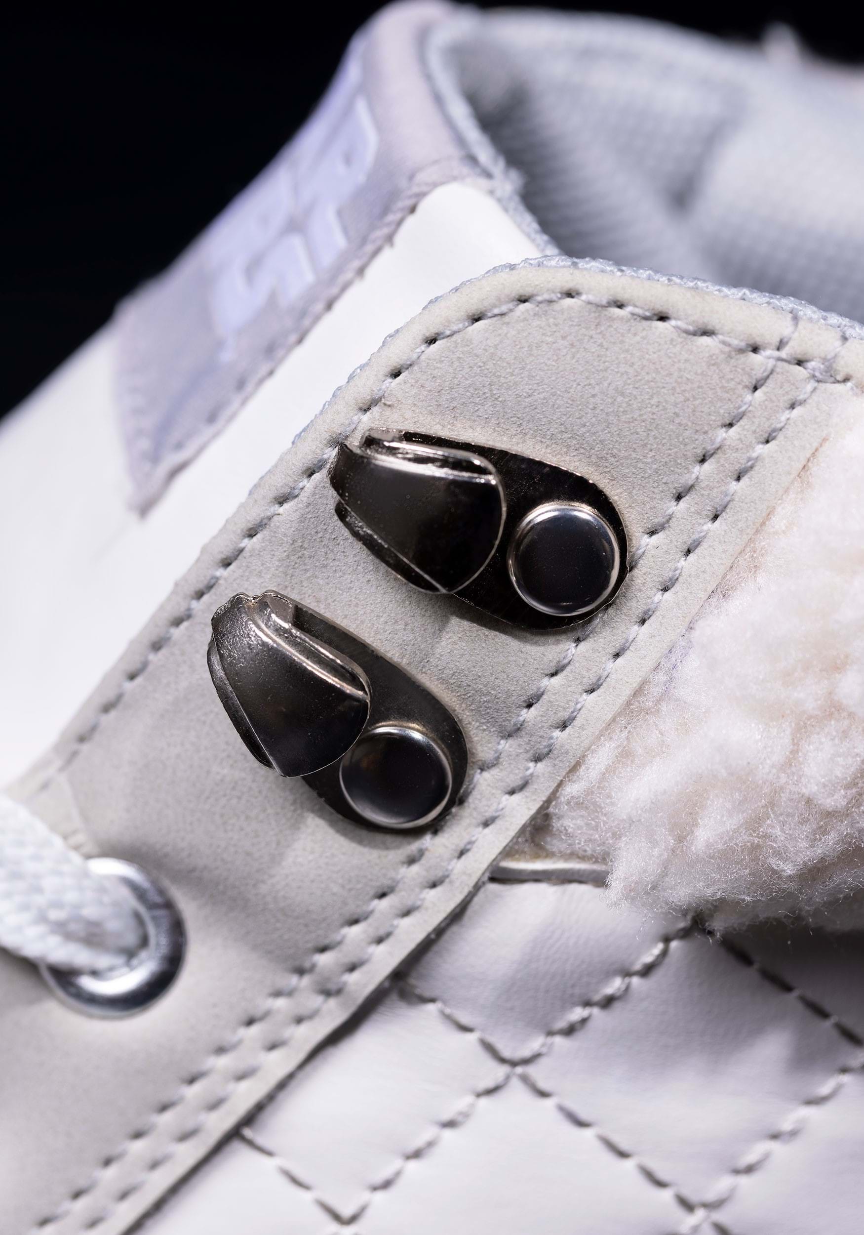 Star Wars Rebel Princess Leia Women's Hoth Sneakers