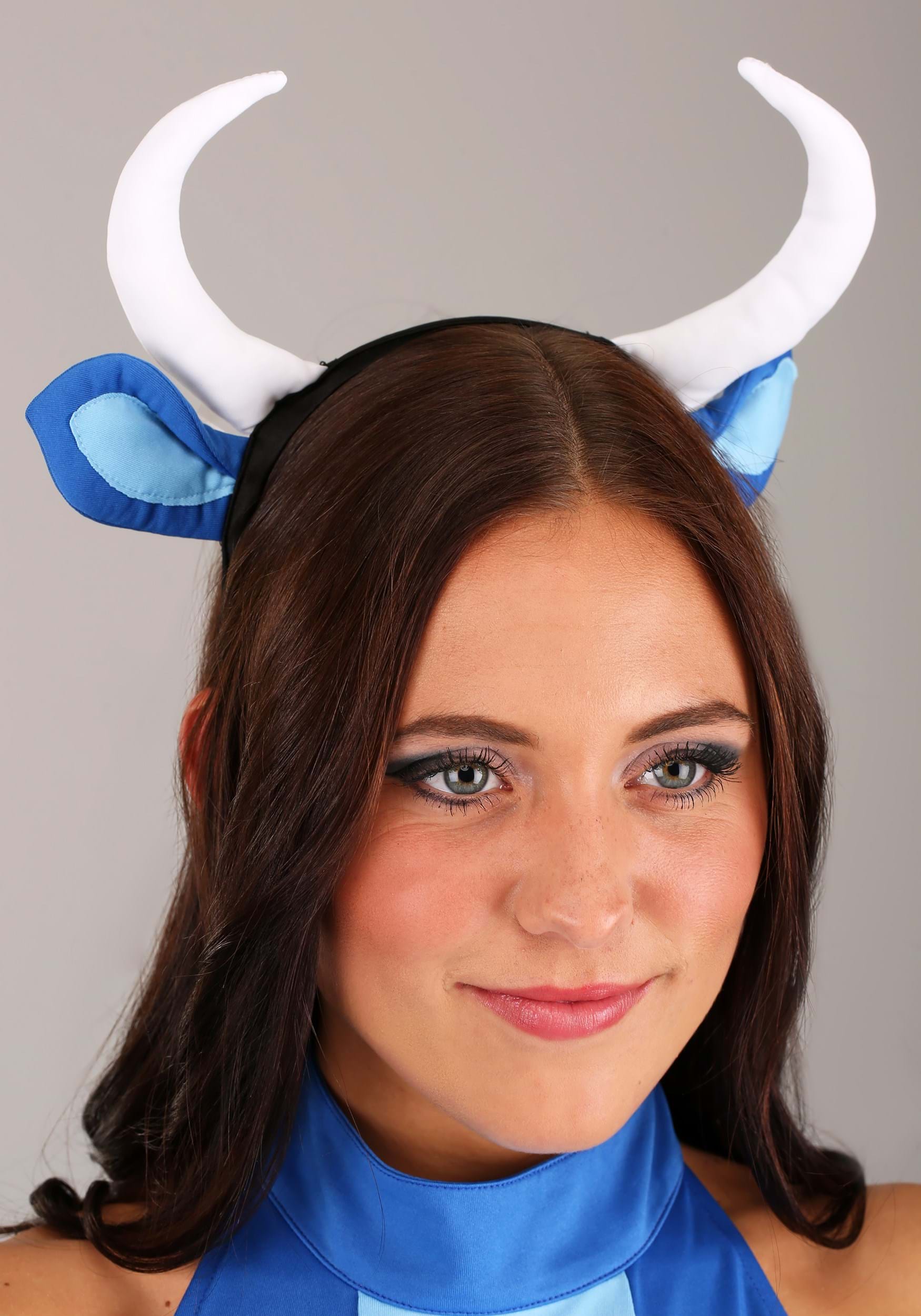 Babe the Blue Ox Women's Costume 3 Babe the Blue Ox Women's Costume
