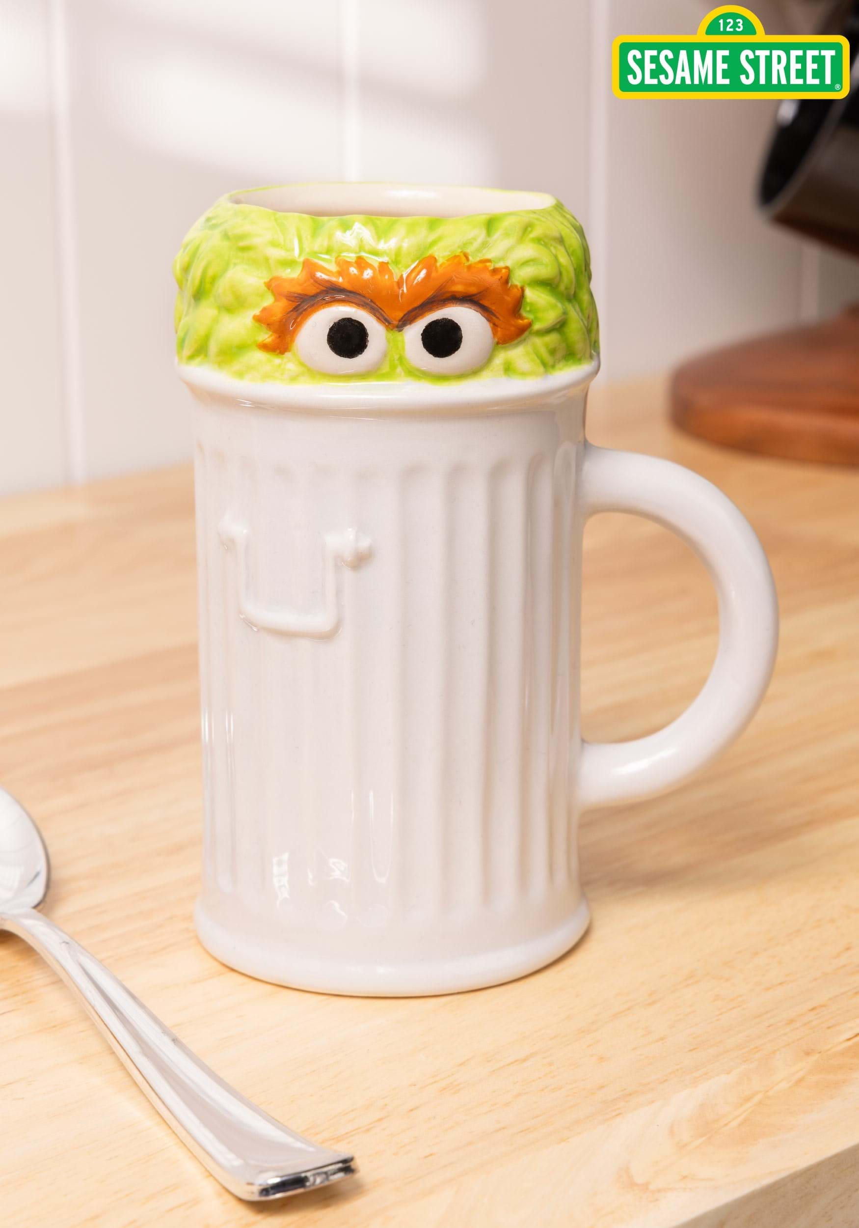 Sesame Street Oscar the Grouch Molded Trash Can Mug