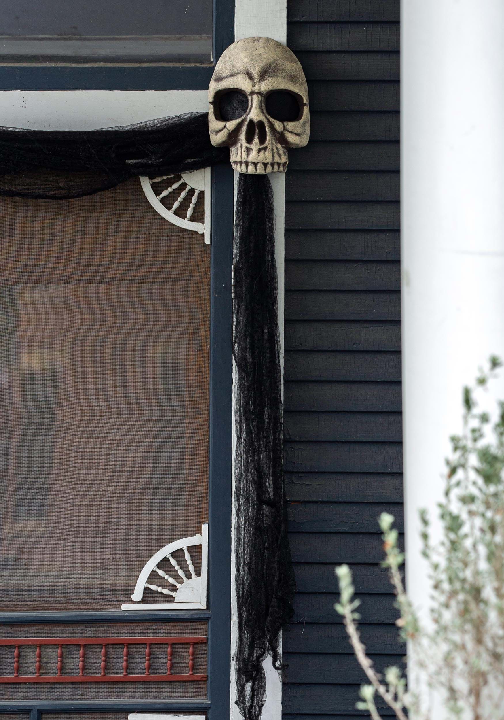 Hanging Large Skull Archway Halloween Decoration