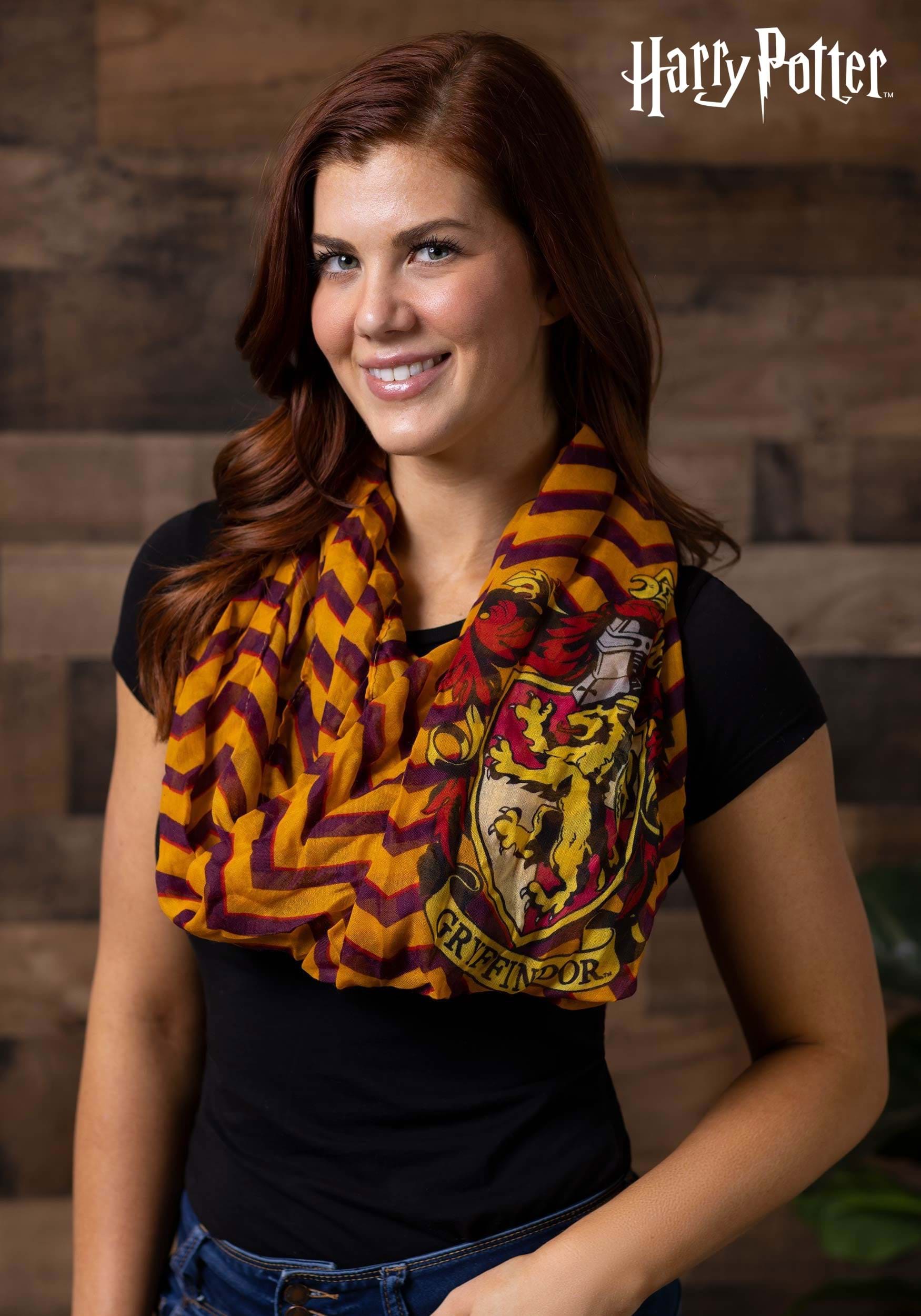Gryffindor Crest Infinity Scarf