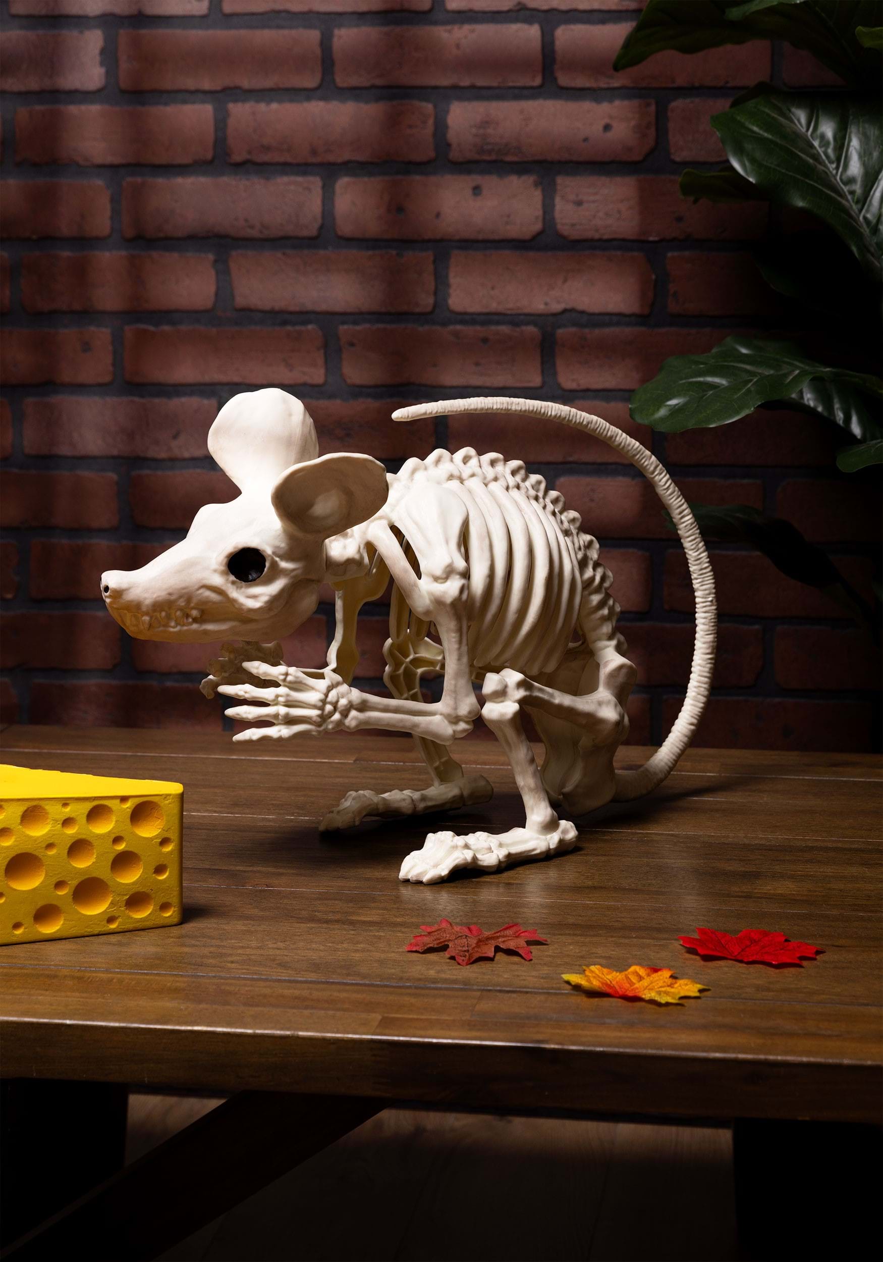 19-Inch Attack Skeleton Rat Decoration
