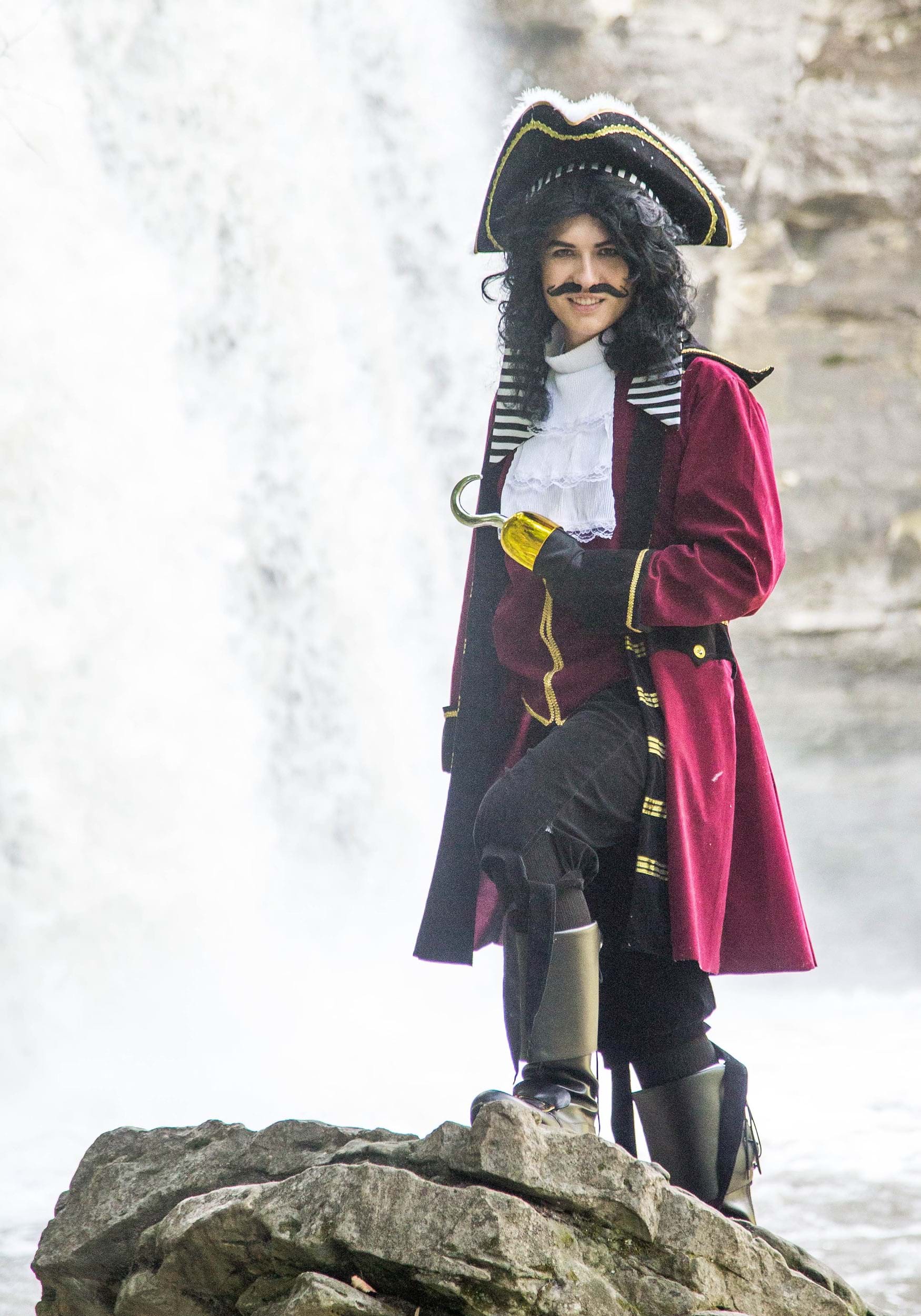 Ultimate Captain Hook Costume for Men 3 Ultimate Captain Hook Costume for Men