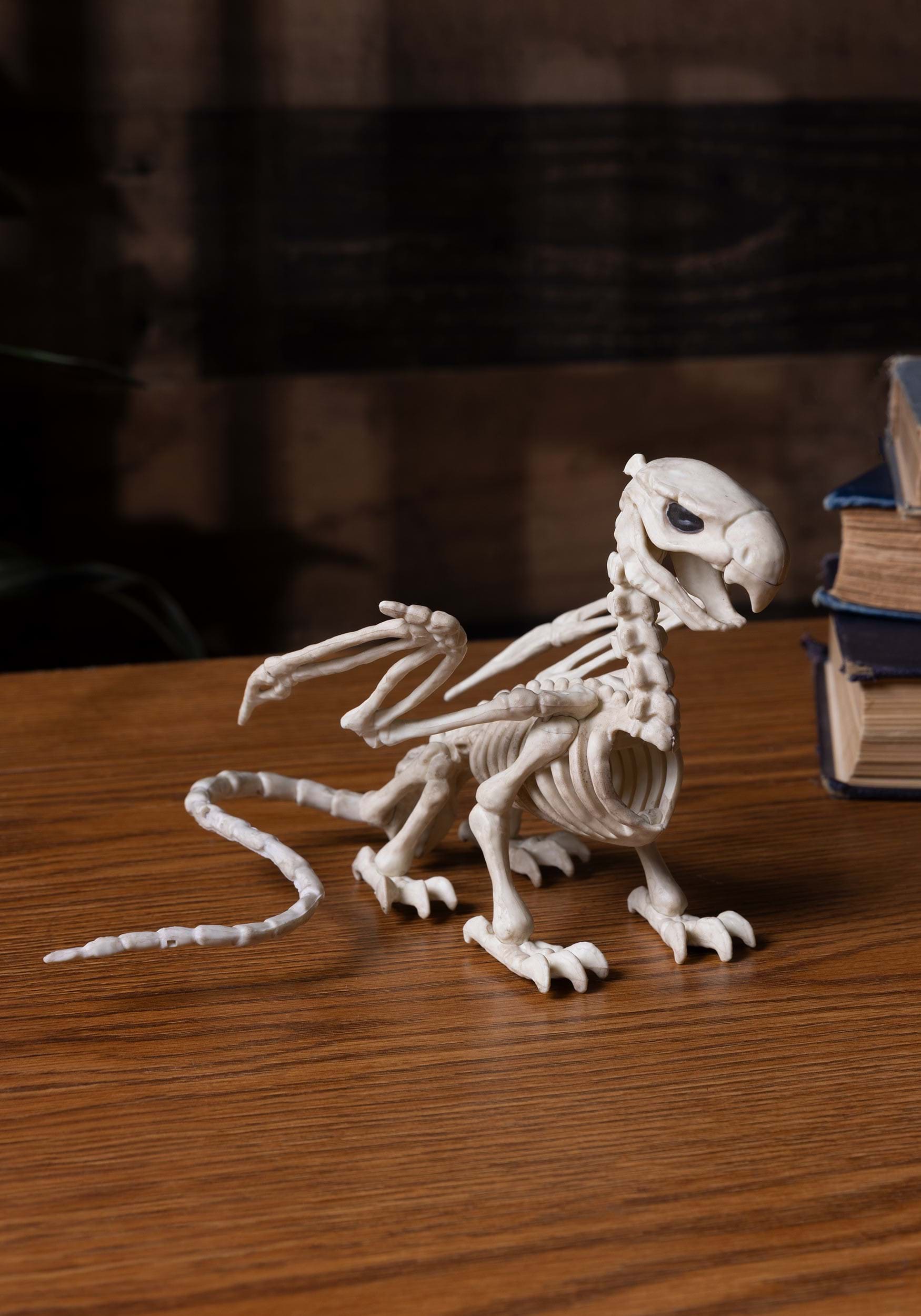 5.5-Inch Poseable Griffin Skeleton Halloween Decoration