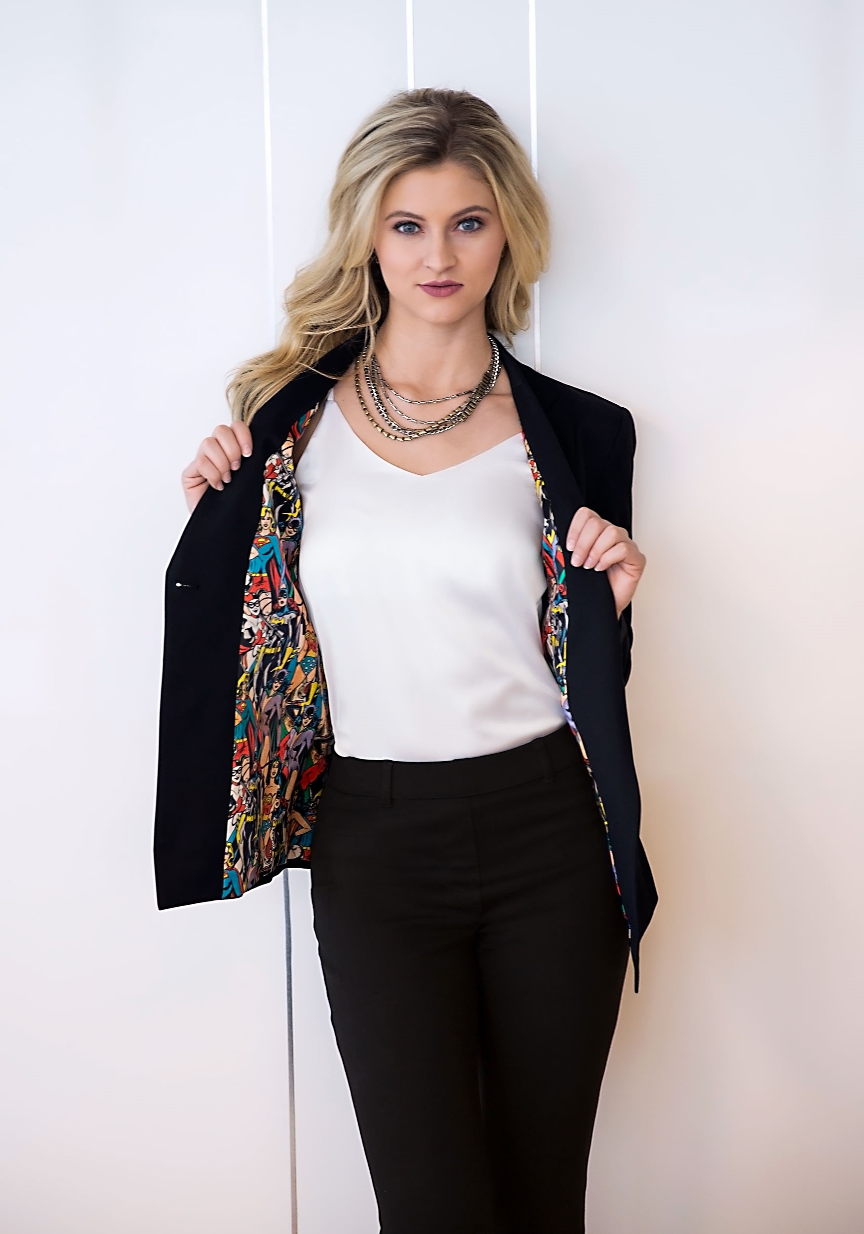 DC Comics Women's Vintage Print One-Button Blazer